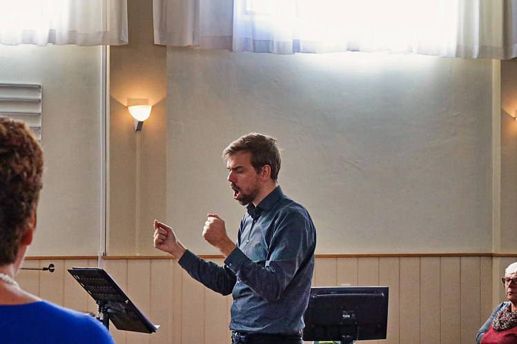 27 okt 2018 - Groot mannenkoor Midden Holland en gemengd koor Encore in de Geref.Kerk_23